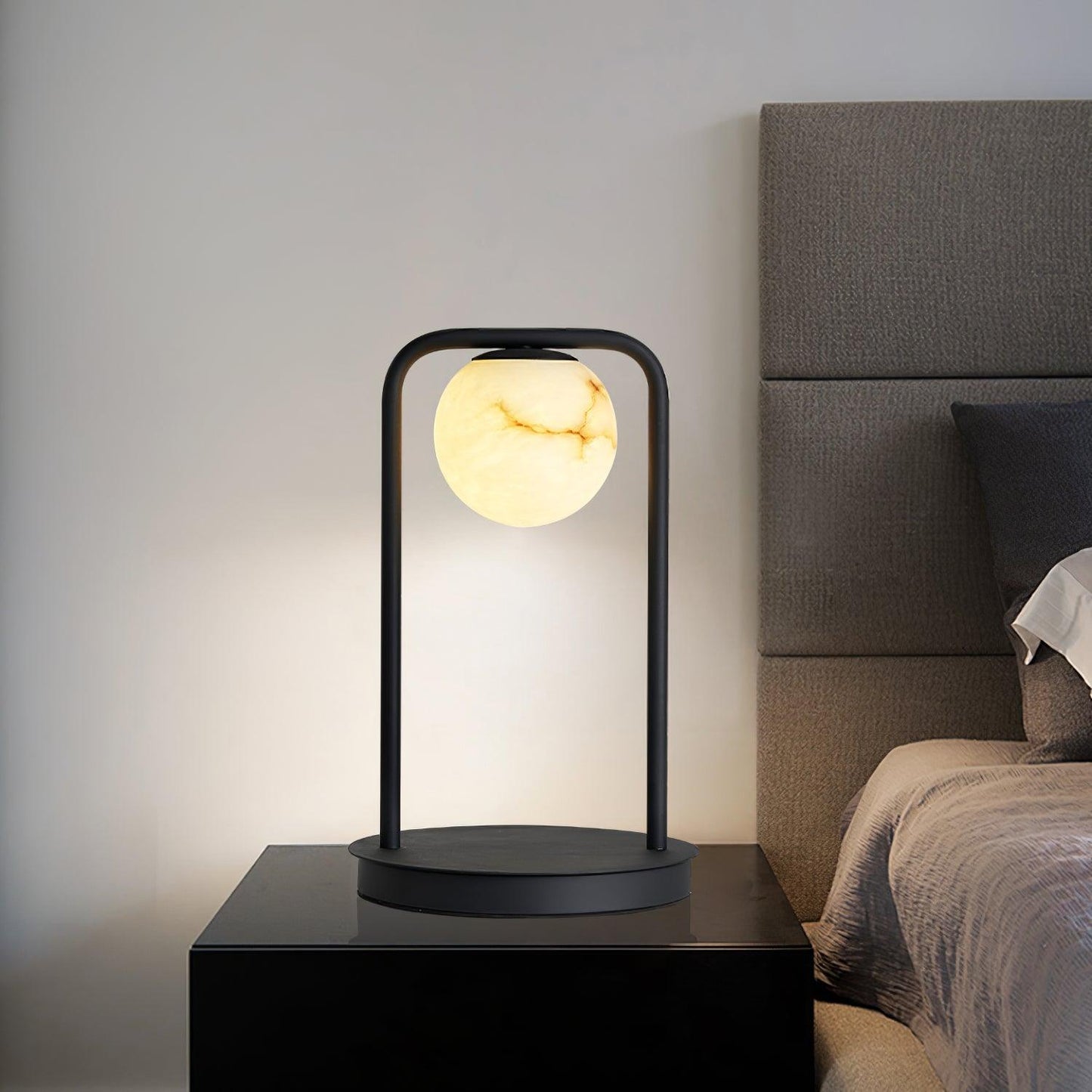 Table LampRebirth Table LampDia 20cm x H 38cm / ∅ 7.9″ x H 14.9″Black & White AlabasterLennar Visual