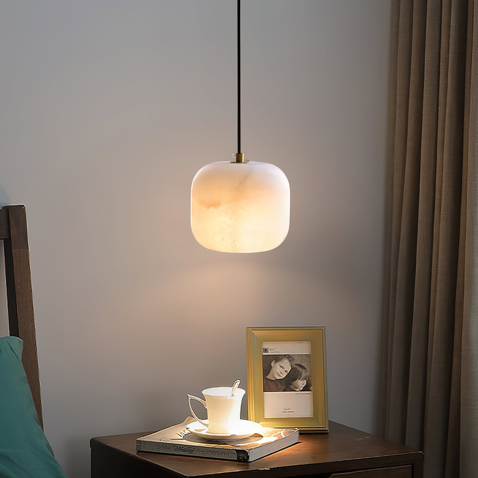 Lennar Visual_Alabaster Bedside Pendant Light