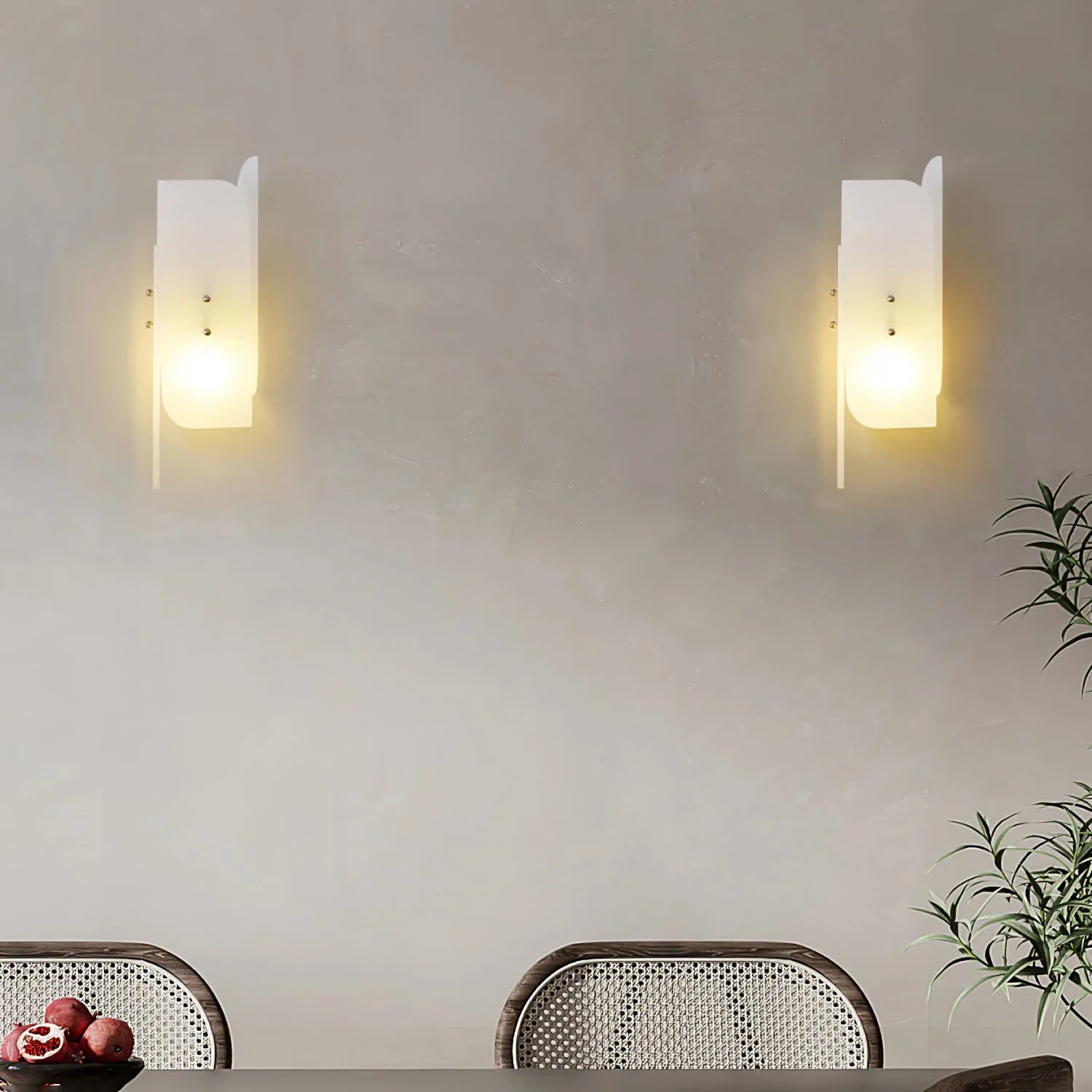 Lennar Visual_Alabaster Megalith Brass Wall Light