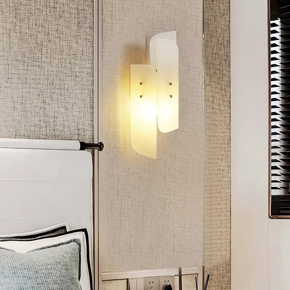 Lennar Visual_Alabaster Megalith Brass Wall Light