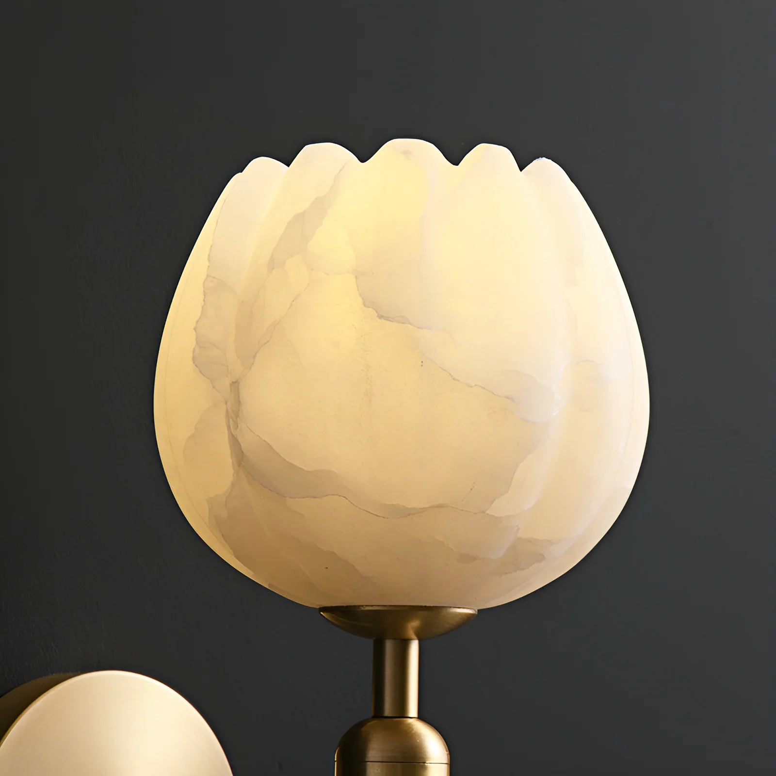 Lennar Visual_Alabaster Mian Wall Lamp