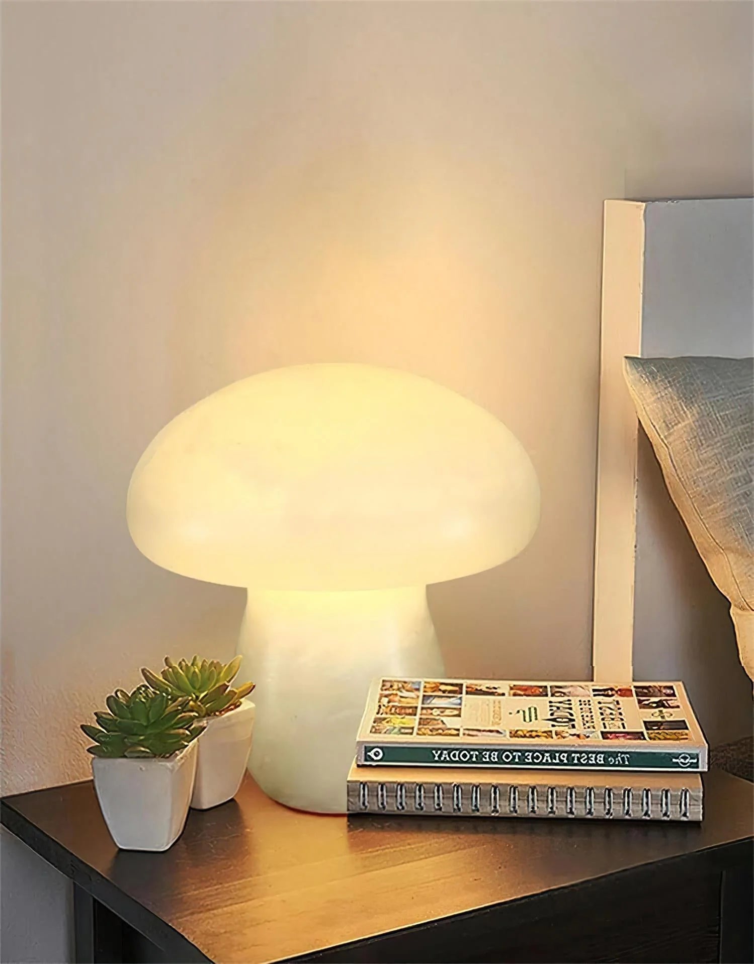 Lennar Visual_Alabaster Modern Mushroom Table Lamp