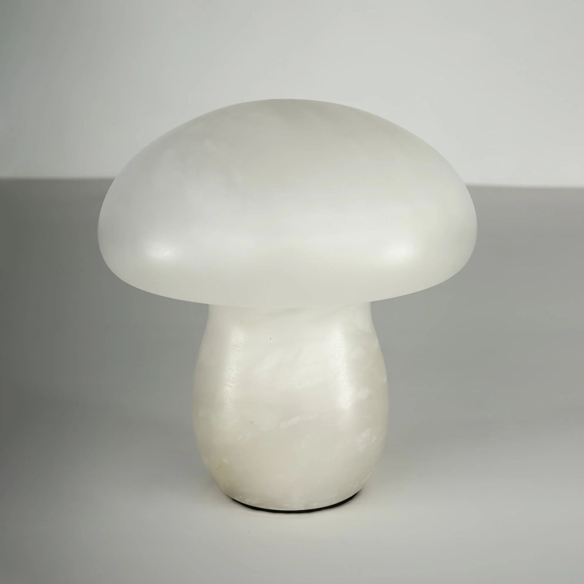 Lennar Visual_Alabaster Modern Mushroom Table Lamp