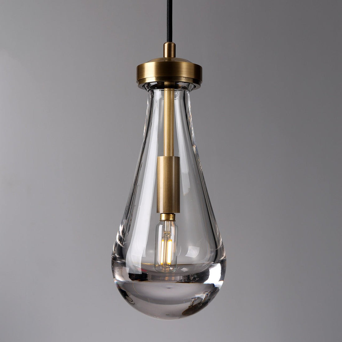 Lennar Visual_Drovia Rain Rod Pendant Light