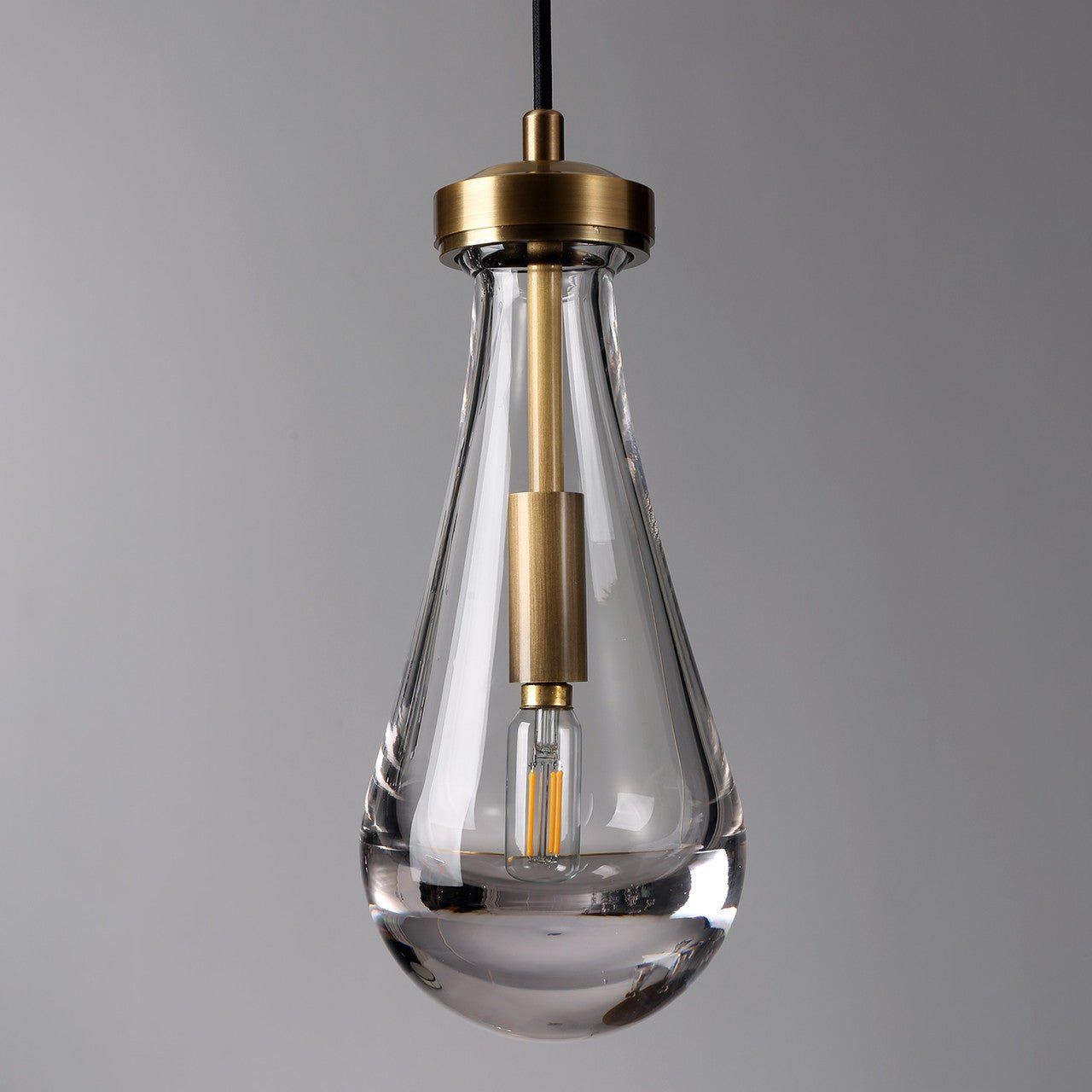 Lennar Visual_Drovia Rain Rod Pendant Light