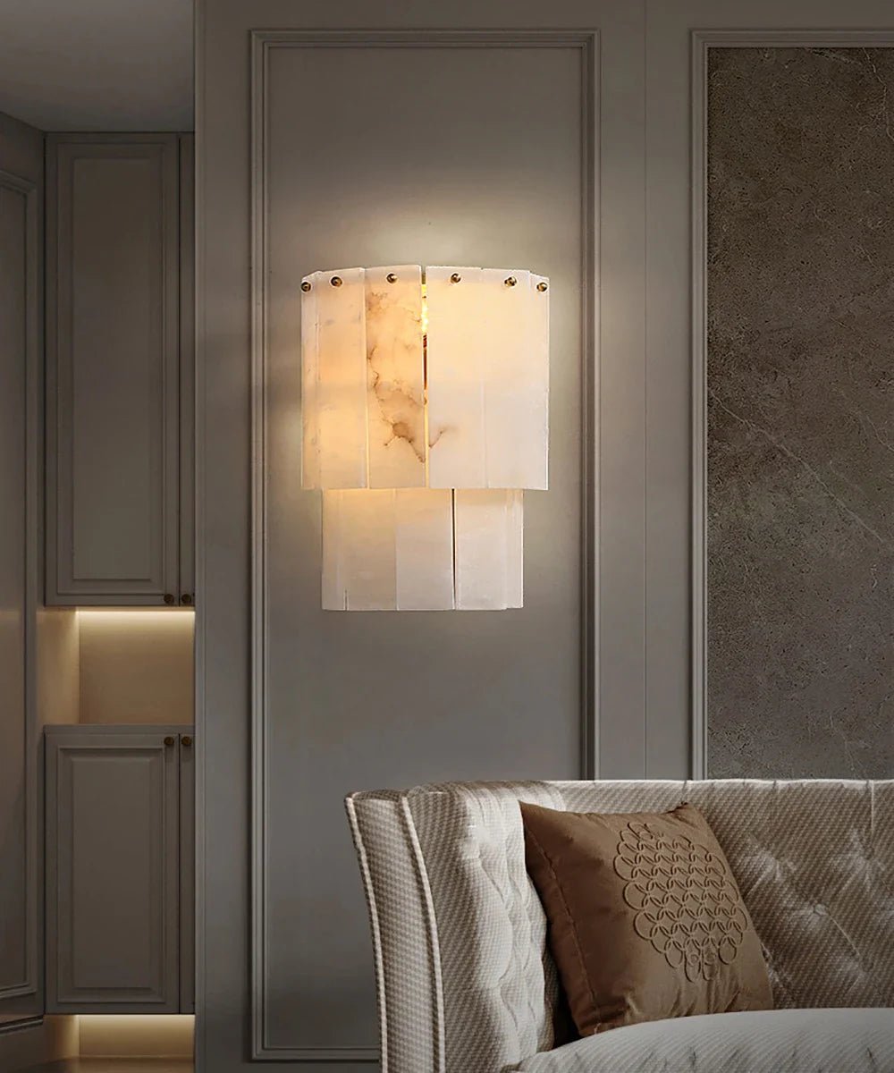 Lennar Visual_Eichholtz blason wall lamp