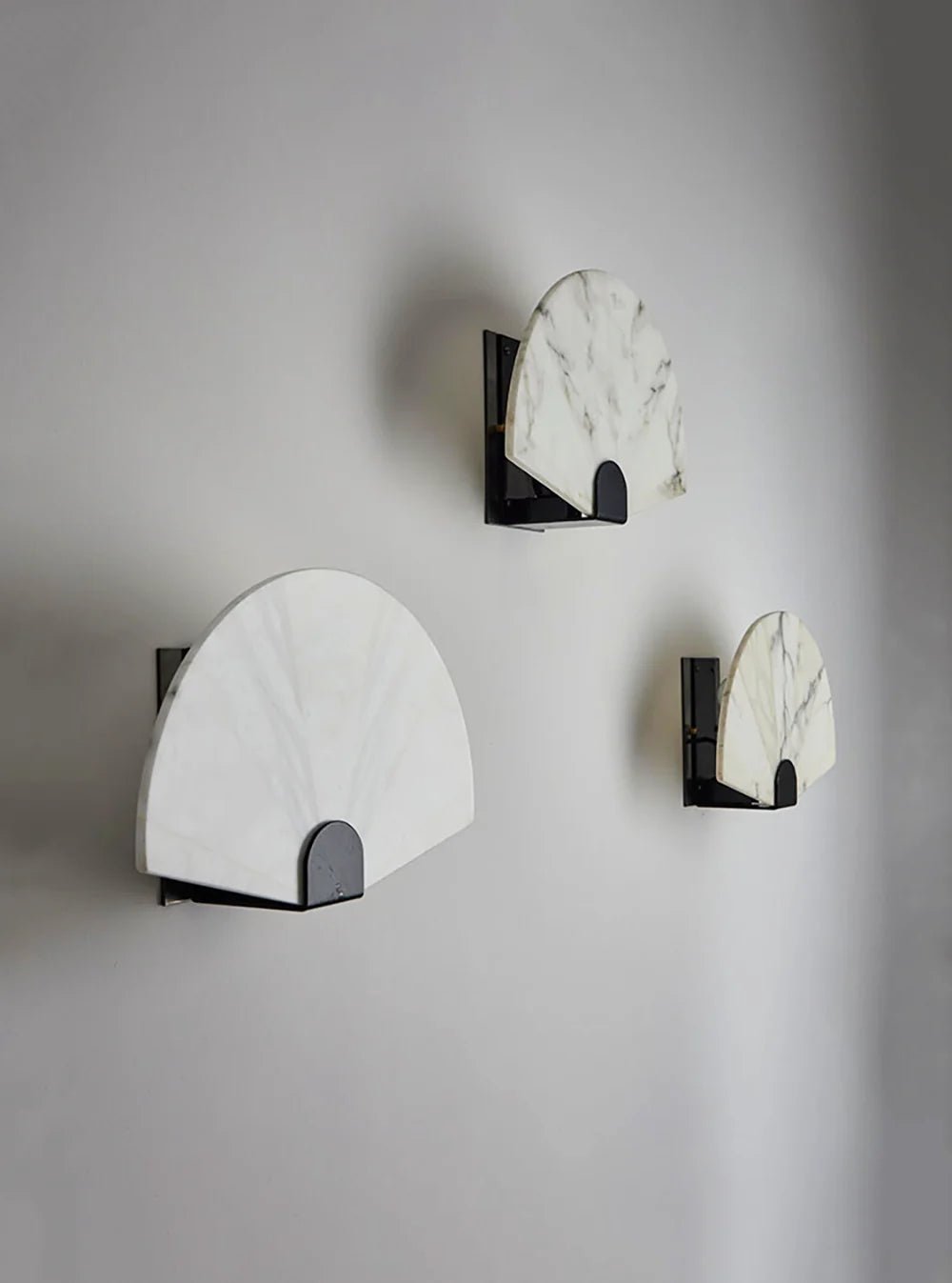 Lennar Visual_Fan Shaped Alabaster Wall Light