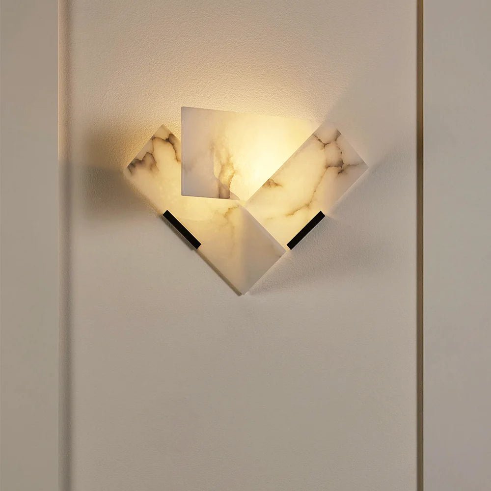 Lennar Visual_Fly Alabaster Wall Lamp