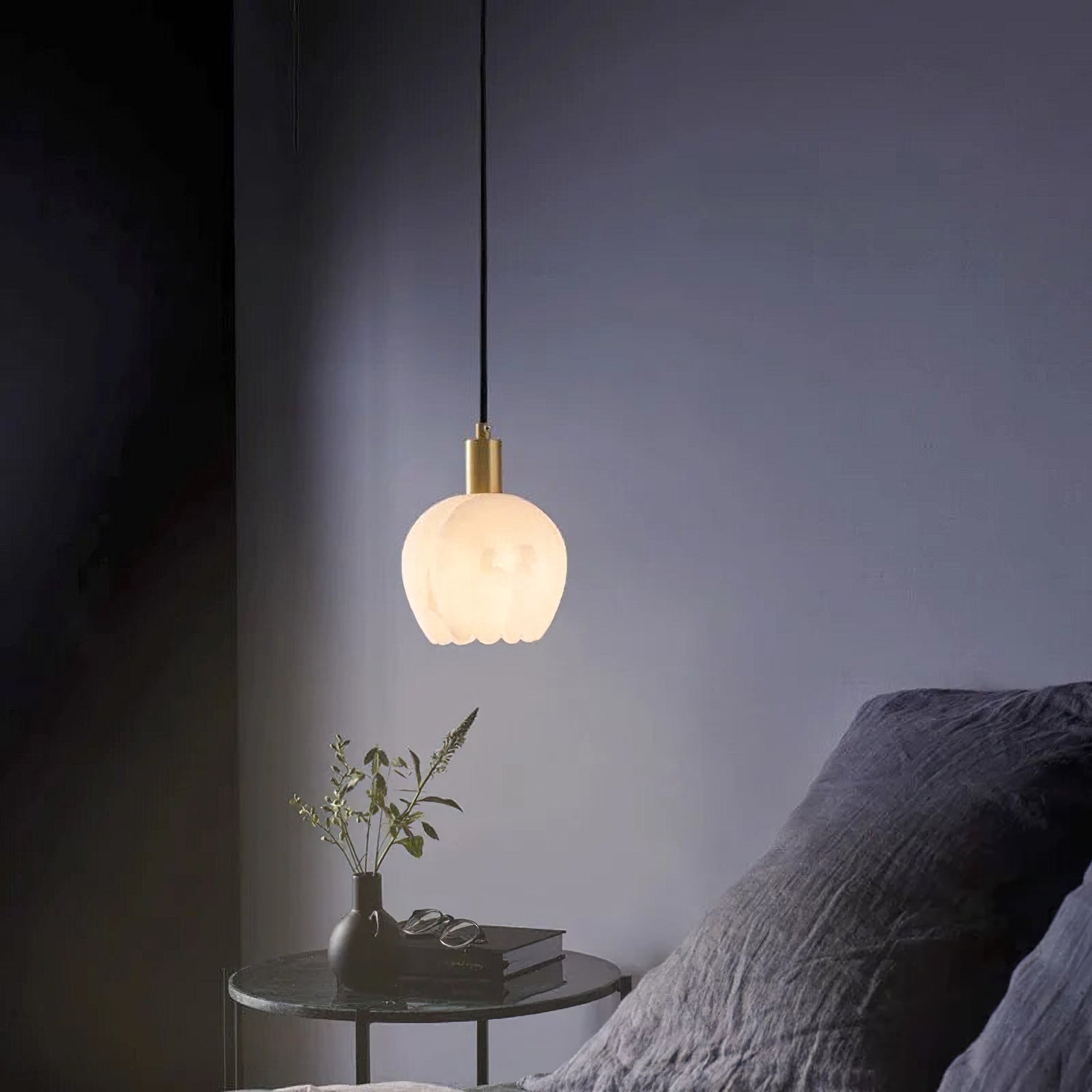 Lennar Visual_Lilin Alabaster Pendant Light