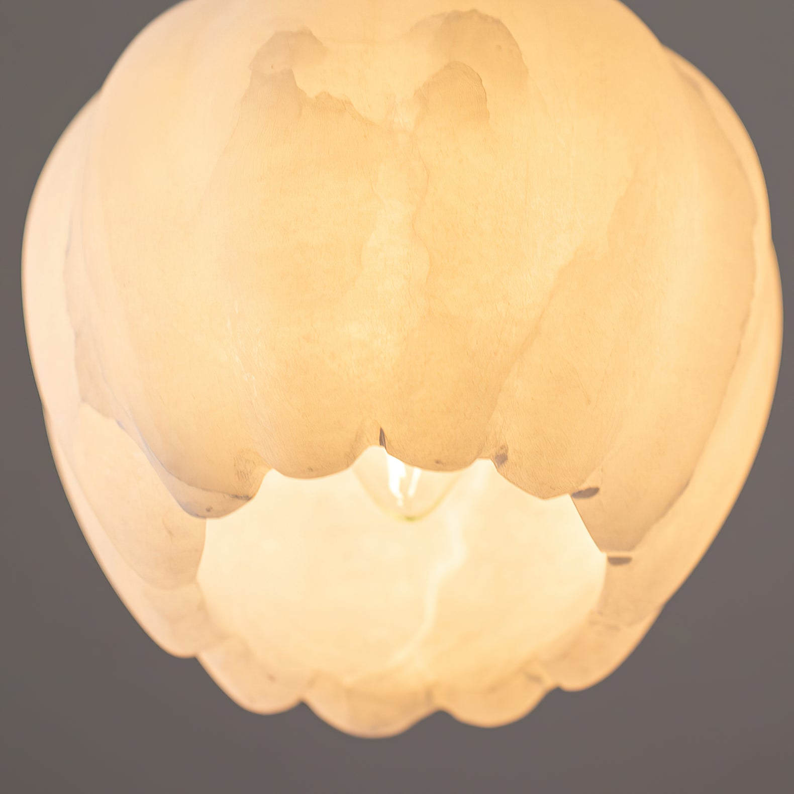 Lennar Visual_Lilin Alabaster Pendant Light