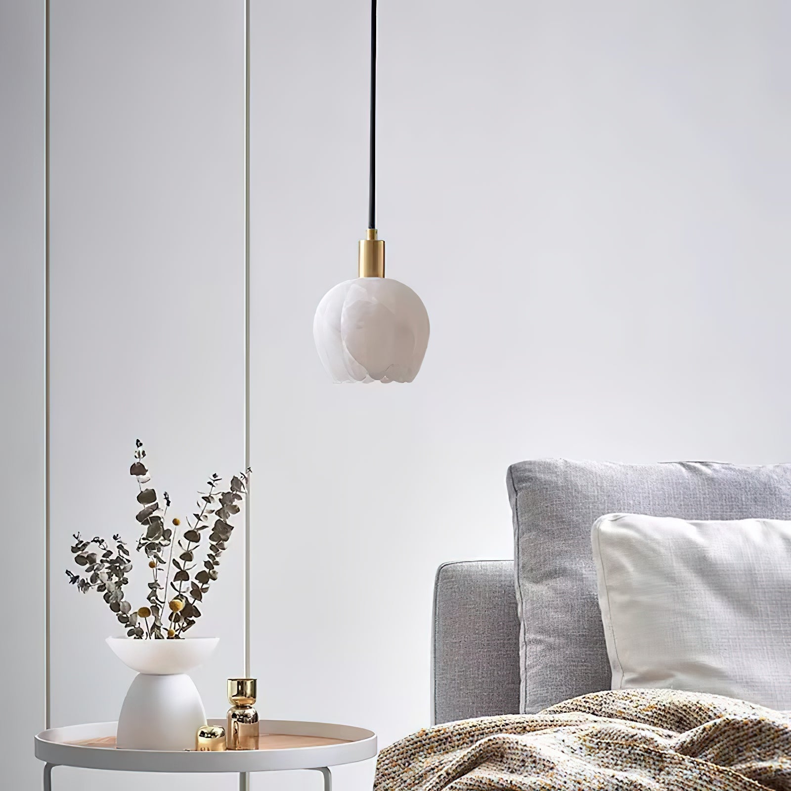 Lennar Visual_Lilin Alabaster Pendant Light