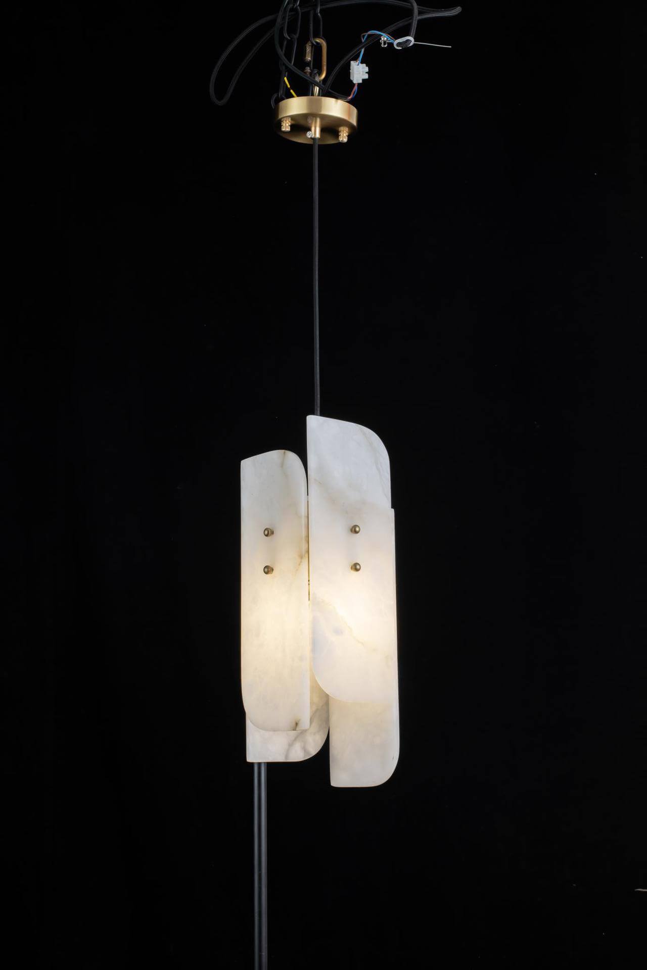 Pendant LightMegalith Alabaster Mini Pendant LightDia 15cm x H 40cm / ∅ 5.9″ x H 15.7″WhiteLennar Visual