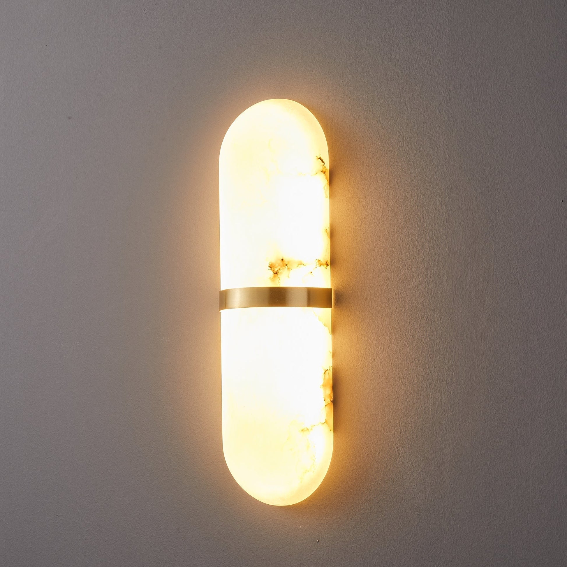 Wall LampMelange Pill Form SconceDia 9cm x H 40cm / ∅ 3.5″ x H 15.7″GoldLennar Visual