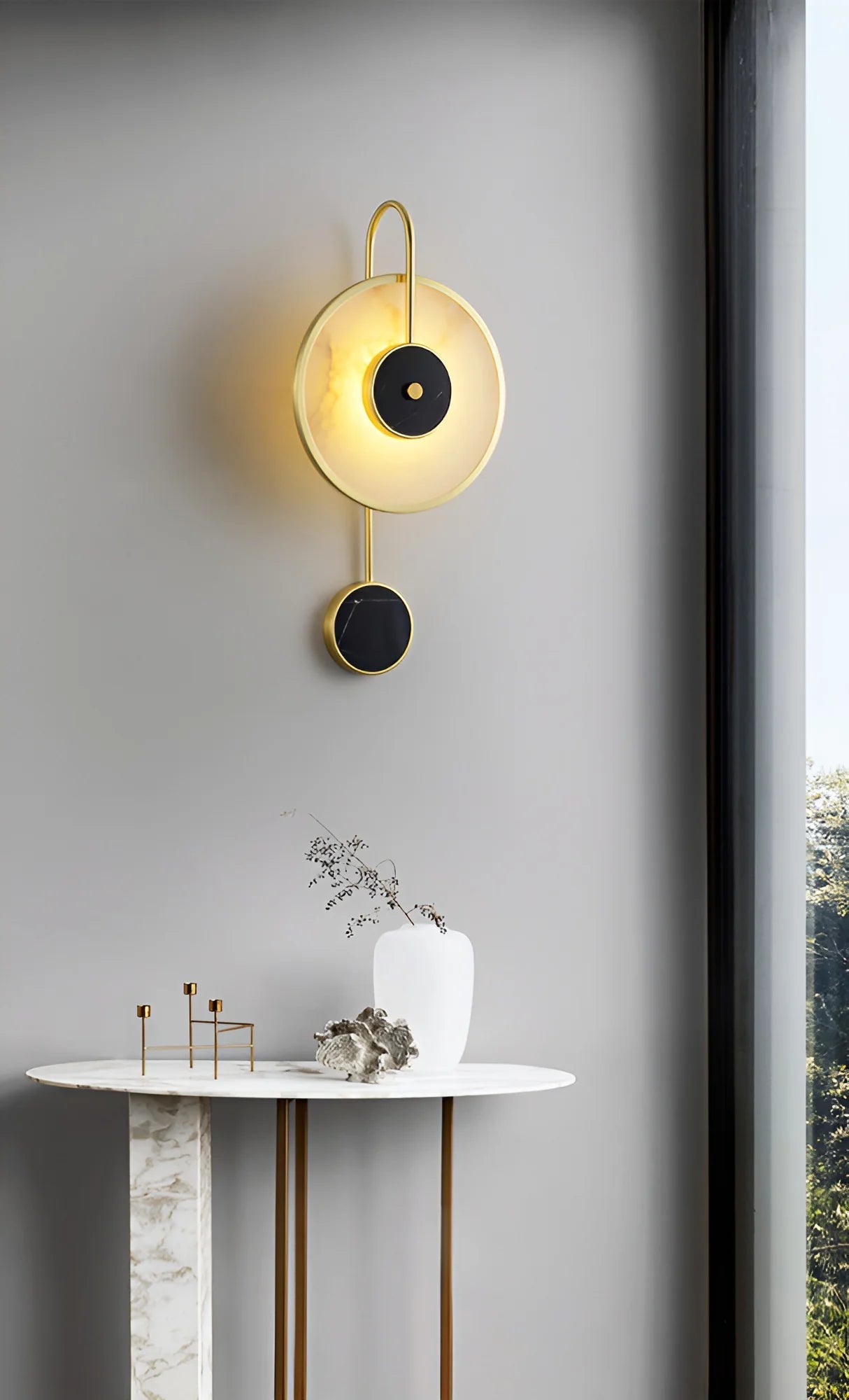 Wall LampModern Kandy Alabaster Wall LampDia 25cm x H 50cm / ∅ 9.8″ x H 19.6″Black & WhiteLennar Visual