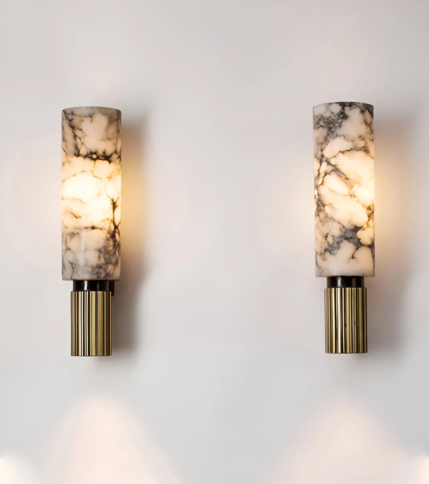 Wall LampModern Riviera Alabaster Wall LampDia 13cm x H 34cm / ∅ 5.1″ x H 13.4″ *2Brass & WhiteLennar Visual