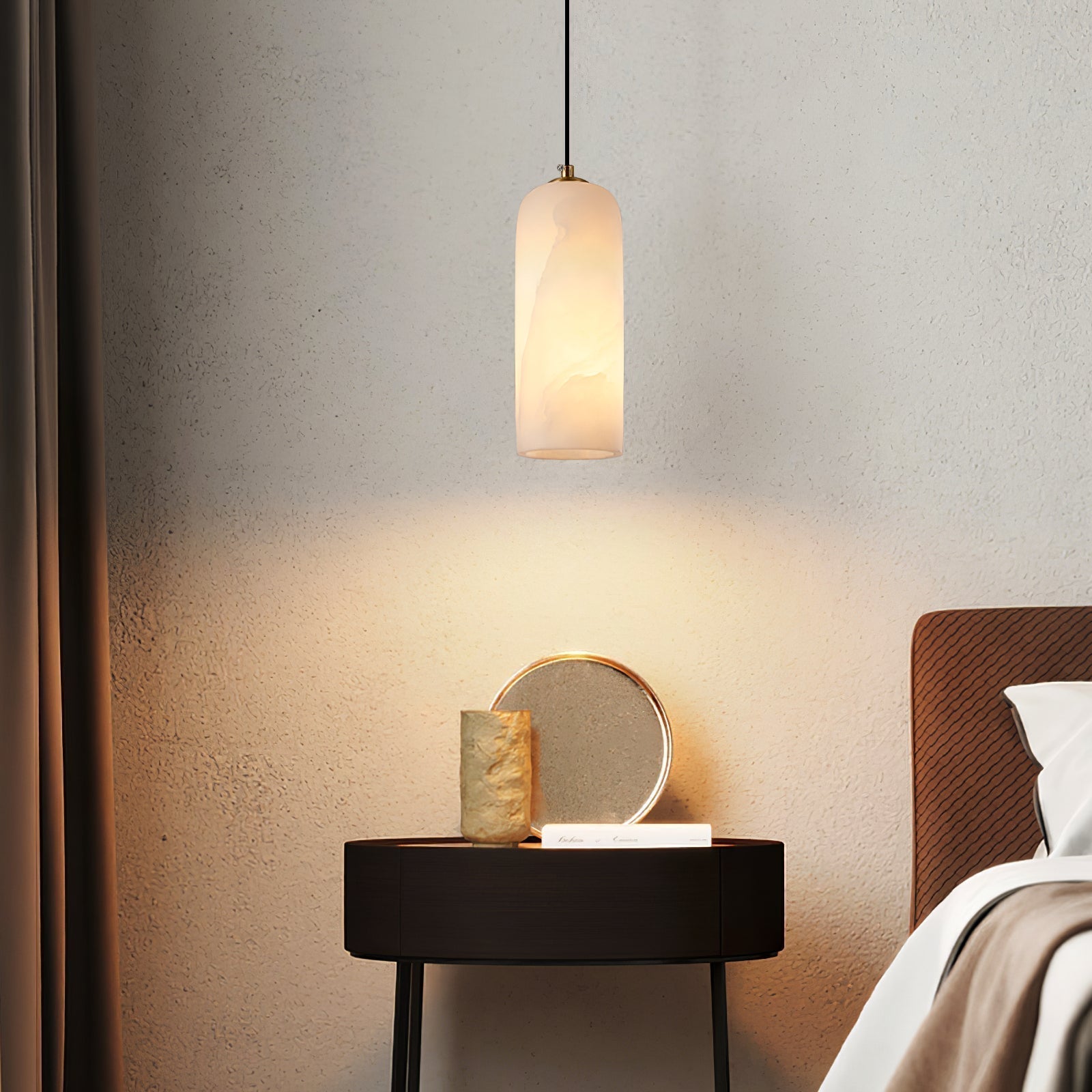 Pendant LightMonty Alabaster Pendant LampDia 10cm x H 25cm / ∅ 3.9″ x H 9.8″Brass & White AlabasterLennar Visual