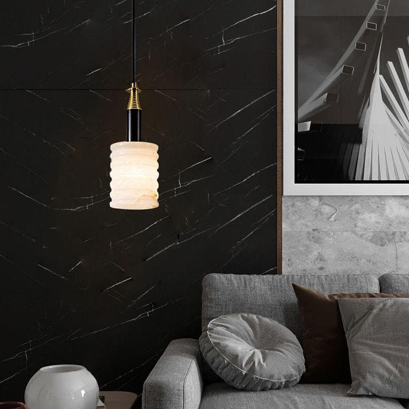 Pendant LightNatural Alabaster Small Pendant LightDia 12.5 cm x H 35 cm / ∅ 4.9″ x H 13.8″Black & WhiteLennar Visual