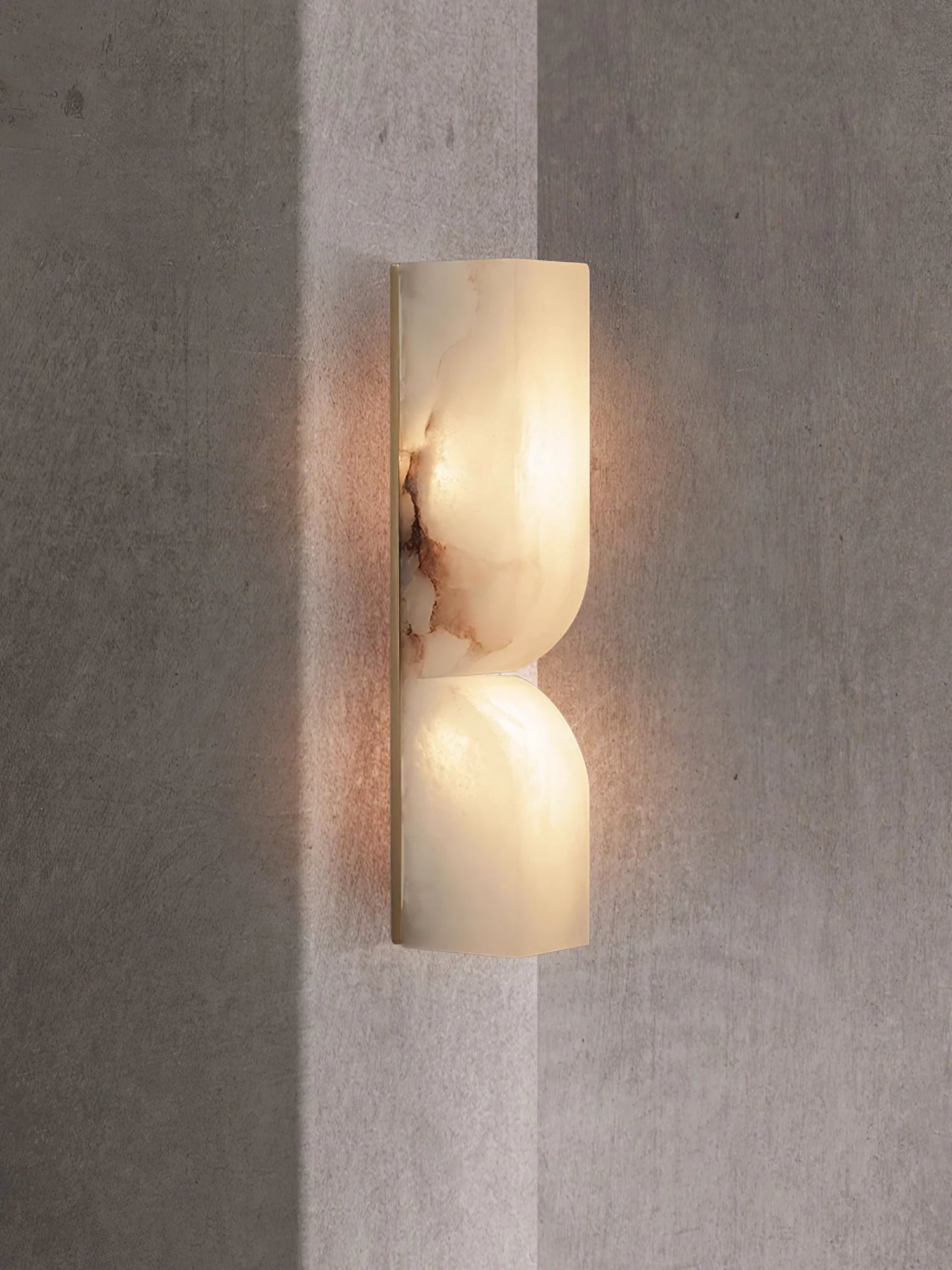 Wall SconceRectangular Alabaster Essence Wall SconceL 6.5cm x W 8cm x H 35cm / L 2.6″ x W 3.1″ x H 13.8″WhiteLennar Visual