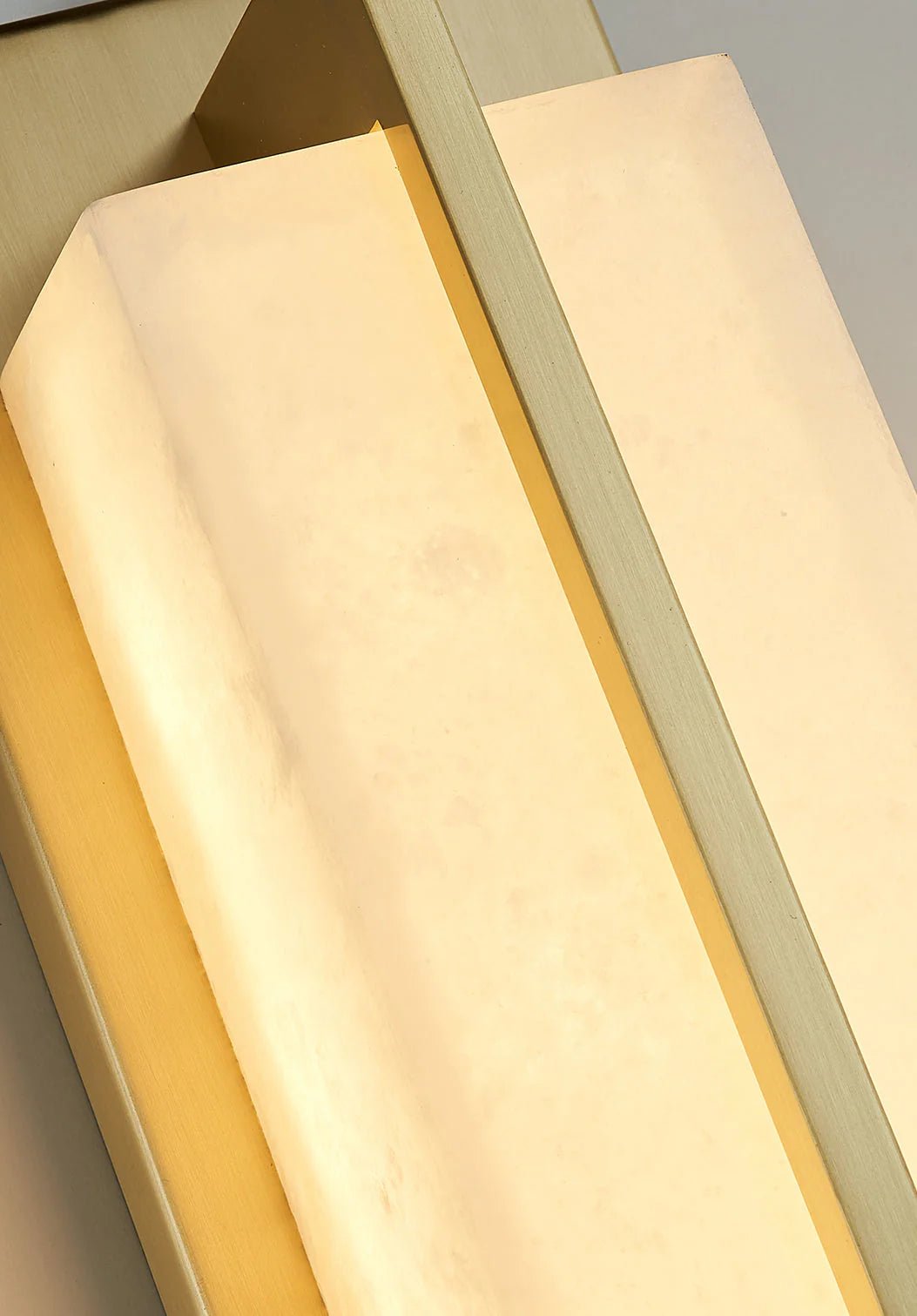 Wall SconceRectangular Alabaster Modern Brass Wall SconceDia 12cm x H 80cm / ∅ 4.7″ x H 31.5″ *2Black & WhiteLennar Visual