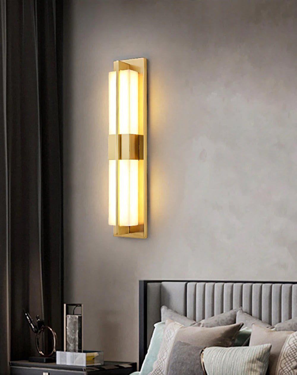 Wall SconceRectangular Alabaster Modern Brass Wall SconceDia 12cm x H 80cm / ∅ 4.7″ x H 31.5″Brass & WhiteLennar Visual
