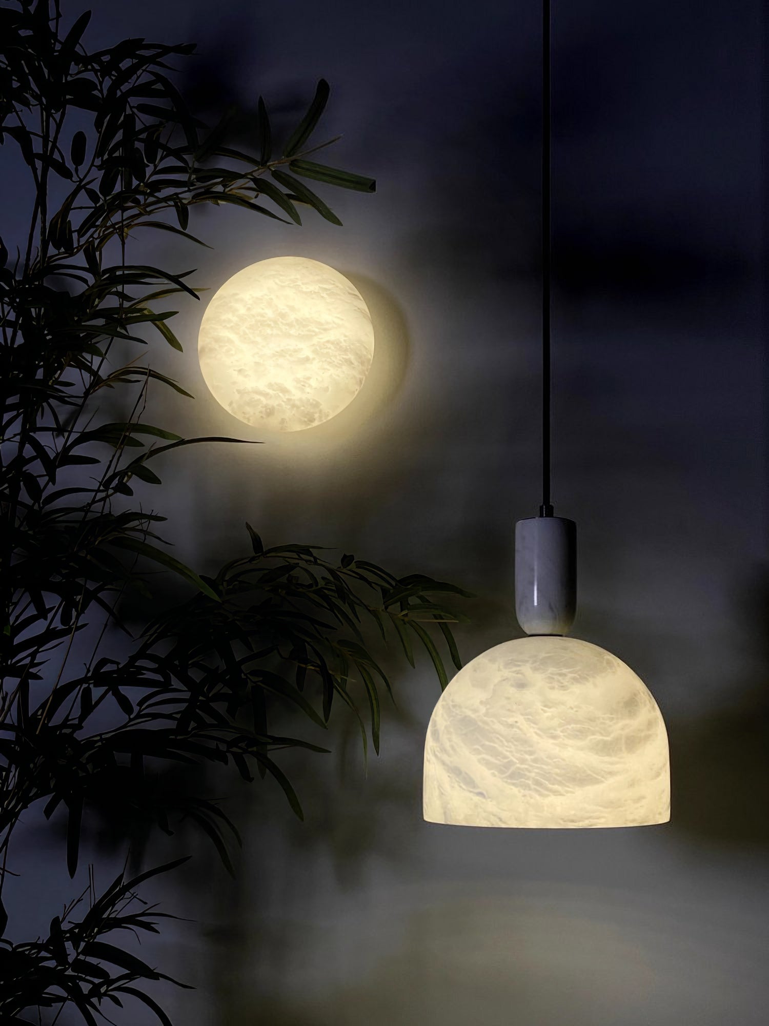 Wall LampSpanish marble wall lampDia 20cm x W 8.5cm / ∅ 7.9″ x W 3.3″Brass & WhiteLennar Visual