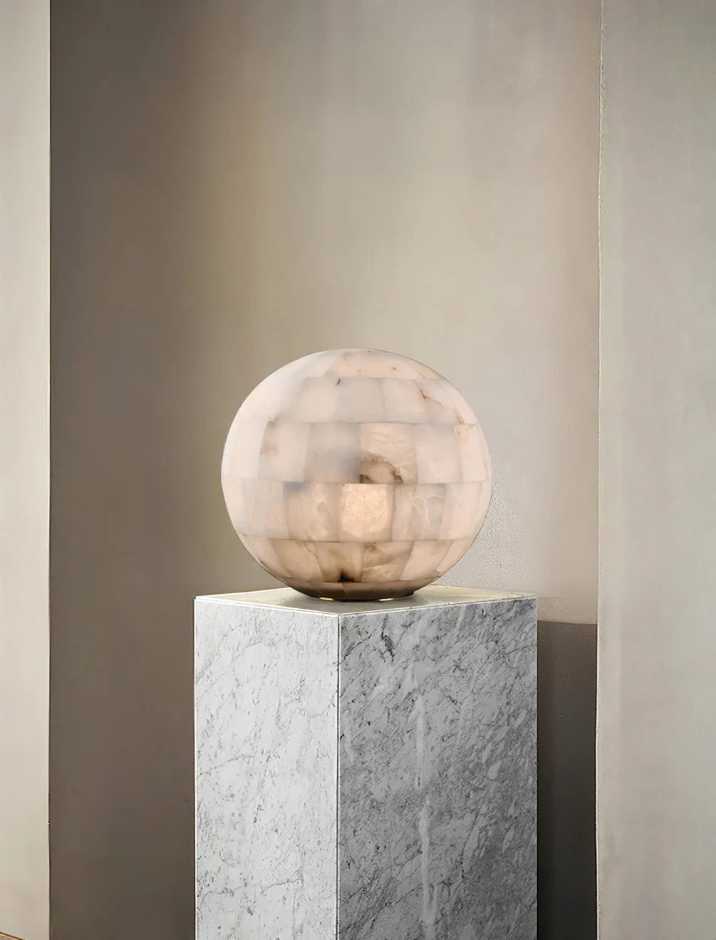 Table LampSpherical Alabaster Ball Table LampDia 28cm x H 28cm / ∅ 11″ x H 11″Brass & WhiteLennar Visual