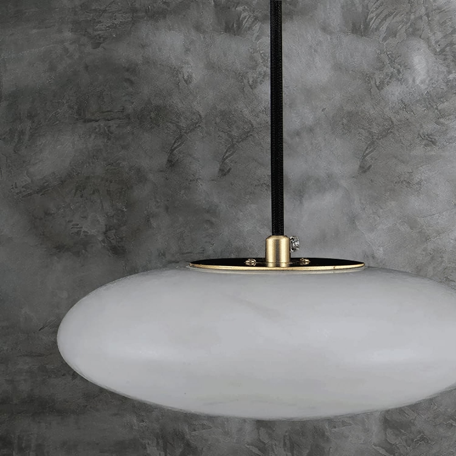 Pendant LampTONGOTDI Round Marble Pendant LampDia 20cm x W 8.5cm / ∅ 7.9″ x W 3.3″Brass & WhiteLennar Visual