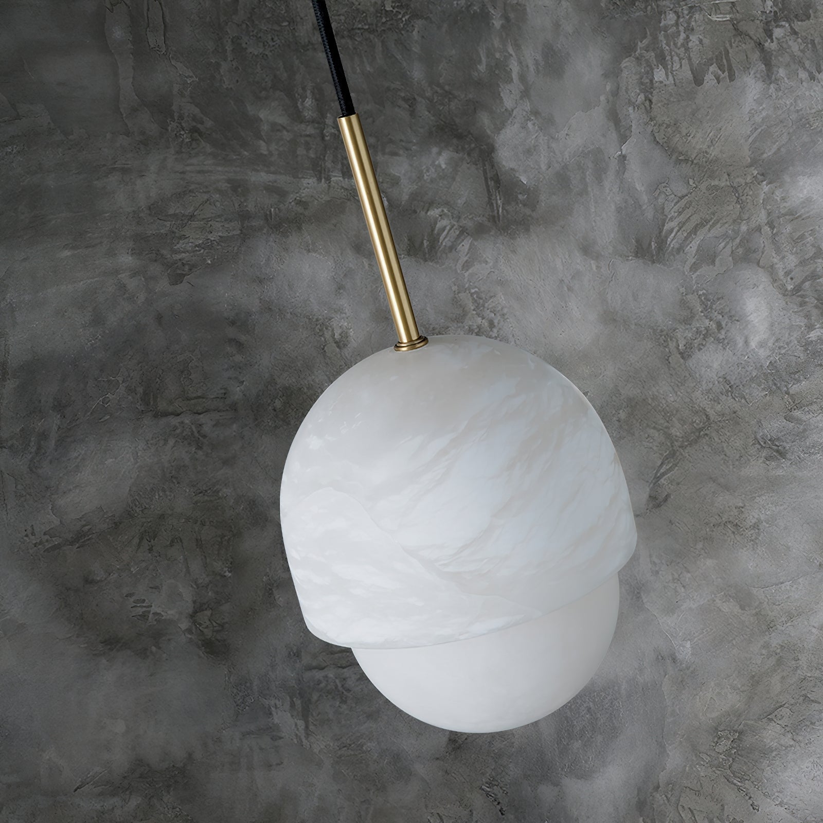 Pendant LampYoko Alabaster Pendant LightDia 15cm x H 20cm / ∅ 5.9″ x H 7.9″WhiteLennar Visual