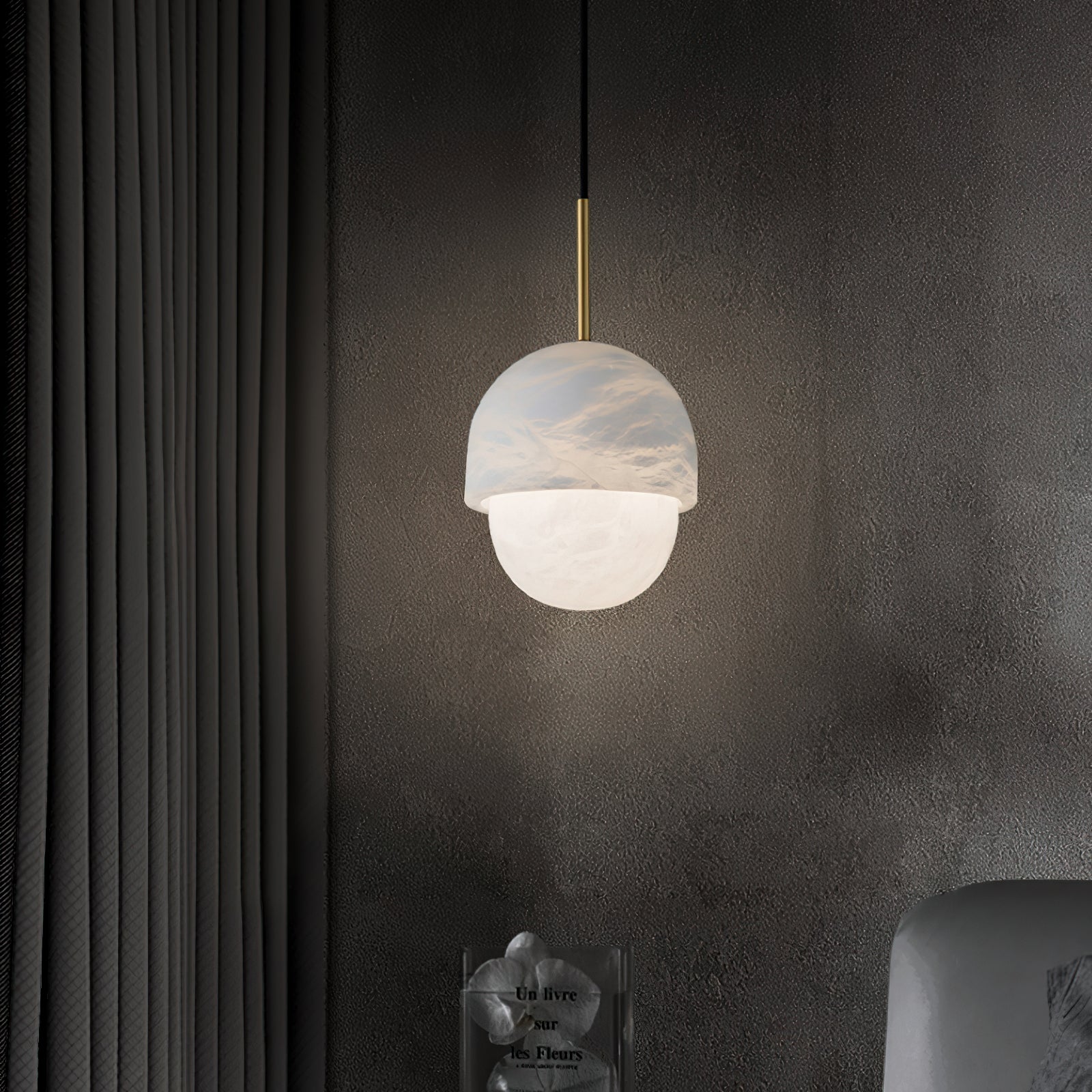 Pendant LampYoko Alabaster Pendant LightDia 15cm x H 20cm / ∅ 5.9″ x H 7.9″WhiteLennar Visual